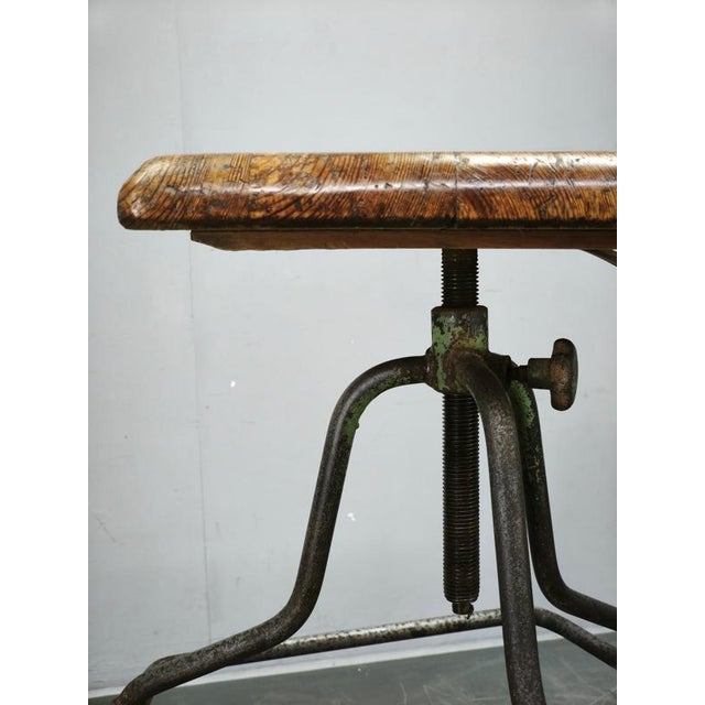 Wood Industrial Height-Adjustable Swivel Workshop Chair, Former Czechoslovakia, 1940s For Sale - Image 7 of 16