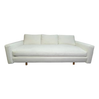 Custom Contemporary Sculptural White Upholstered Daybed Sofa For Sale