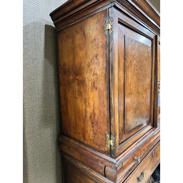 Queen Anne Antique English Queen Anne Walnut Collector’s Cabinet, Circa 1710-1720 For Sale - Image 3 of 12