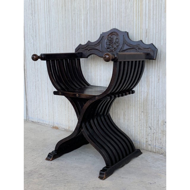 19th Century Pair of Carved Walnut Folding Scissors Savonarola Bench or Settle For Sale - Image 17 of 18