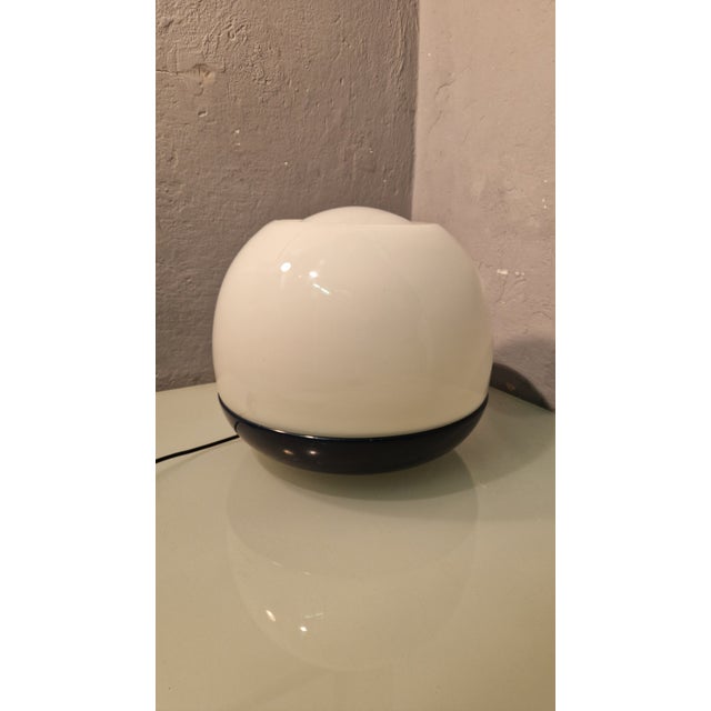 Artemide Blue Platea Table Lamp by Franco Micolitti for Artemide, 1960s For Sale - Image 4 of 9