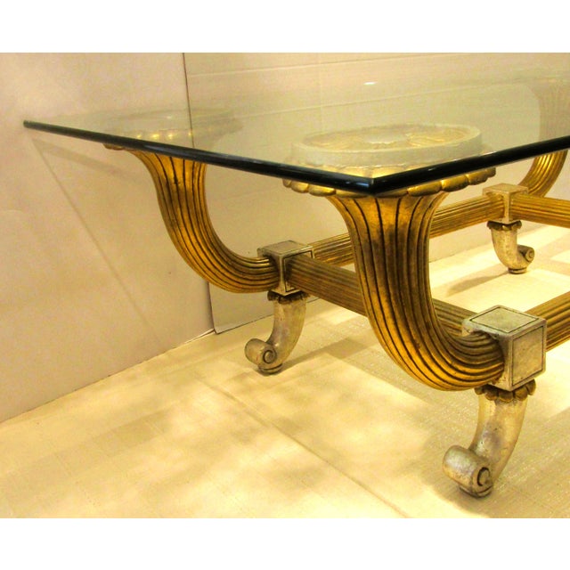 1960s Hollywood Regency Italian Silver and Gold Leaf Carved Wood and Glass Coffee Table For Sale - Image 4 of 15