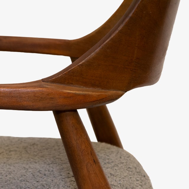 Jasper Furniture Walnut Desk Chair in Grey Faux Shearling Bouclé For Sale In New York - Image 6 of 8