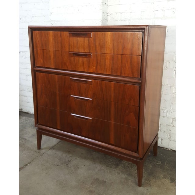 United Furniture Corporation Elegant Restored Original Mid Century Modern Tall Dresser Highboy United Furnituire For Sale - Image 4 of 12