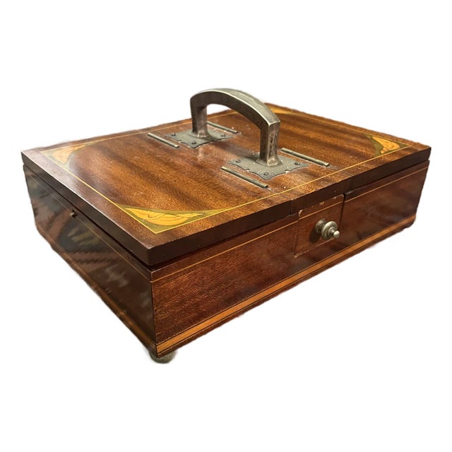 Rare 19th-Century Antique American Mahogany Inlaid Compartment Box For Sale
