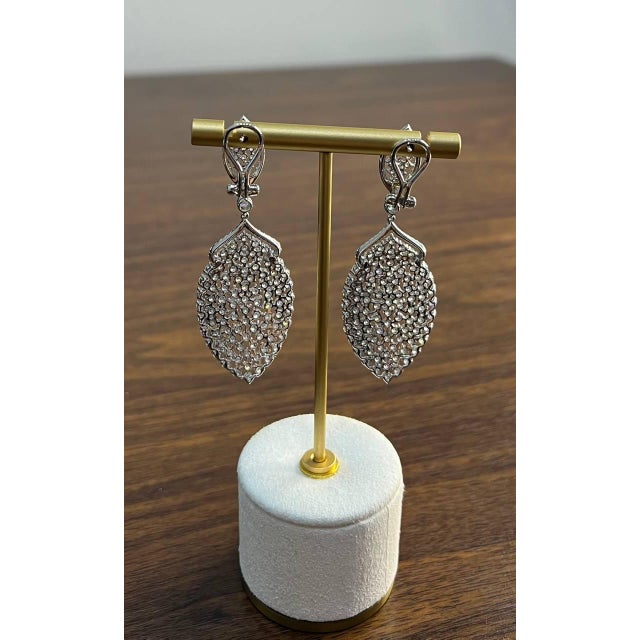 White Brilliant Cut Pave Diamond 18k White Gold Statement Drop Unique Earrings, A Pair For Sale - Image 10 of 12