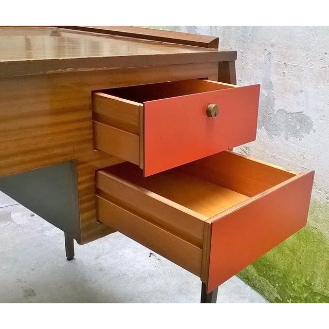 Teak Desk attributed to Gio Ponti for Dassi, 1950s For Sale - Image 6 of 8