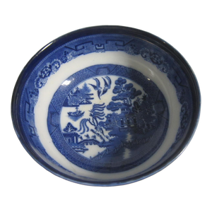 20th Century Willow Flow Blue English Chinoiserie Porcelain Bowl