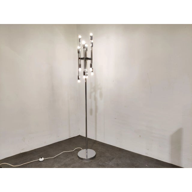 Hollywood Regency Vintage Chrome Floor Lamp, 1970s For Sale - Image 3 of 10