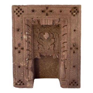 19th Century Northern India Limestone Shrine Architectural Wall Niche For Sale