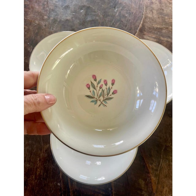 Wedgwood 1960s Set of Four (4) Pink Hope by Wedgwood 6 7/8” Bowls For Sale - Image 4 of 7