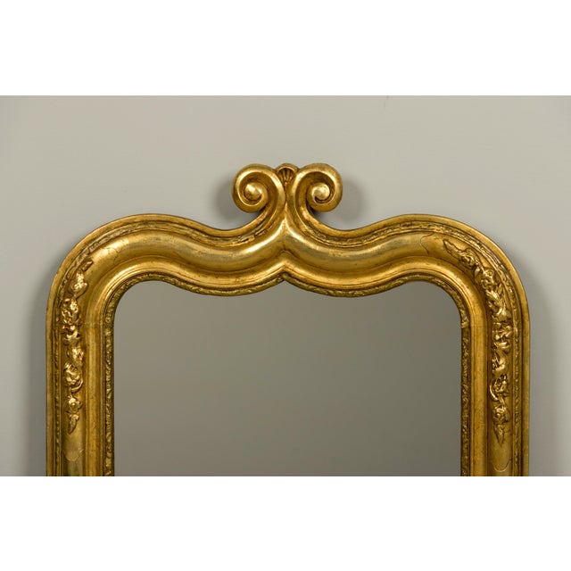 Mid-19th Century Restored French Louis Philippe Giltwood Mirror For Sale - Image 4 of 18
