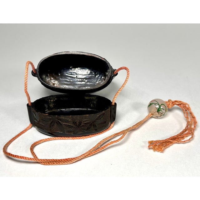 Paint Antique Japanese Lacquer Inro For Sale - Image 7 of 12
