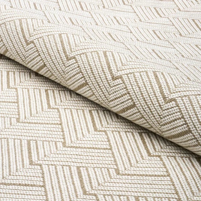 Schumacher SAMPLE - Schumacher Minna Heavyweight Linen Fabric In Ivory For Sale - Image 4 of 4