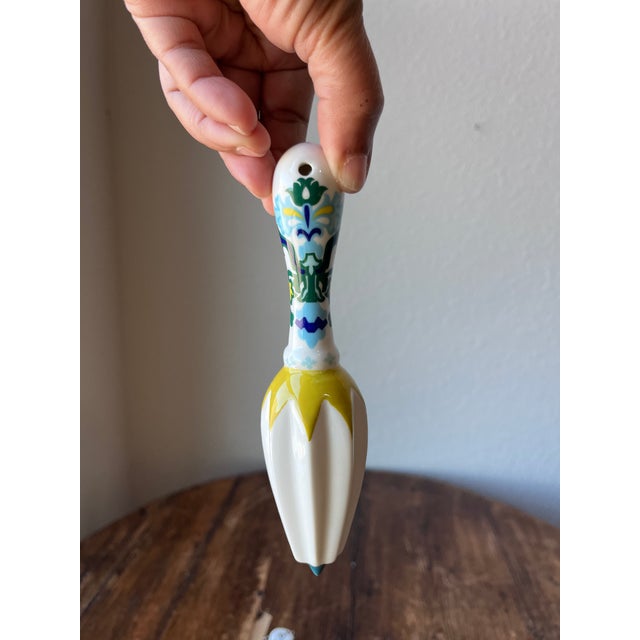 Ceramic Juicer and Zester For Sale In Dallas - Image 6 of 6