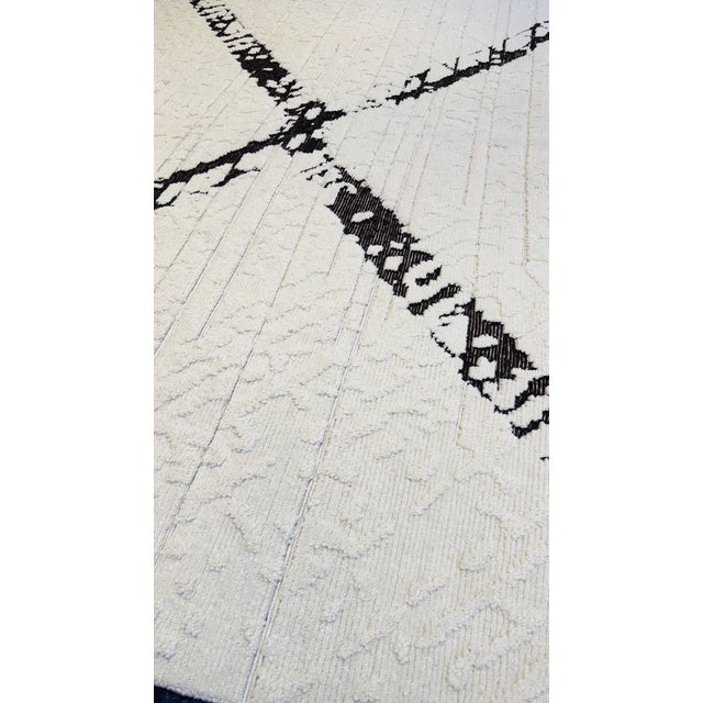 Modern Hand Knotted Nepalese Wool Rug For Sale In Los Angeles - Image 6 of 9