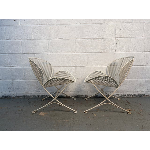 Mid 20th Century Pair of Italian White Metal Clamshell Outdoor Chairs by Tempestini, Attributed For Sale In New York - Image 6 of 14
