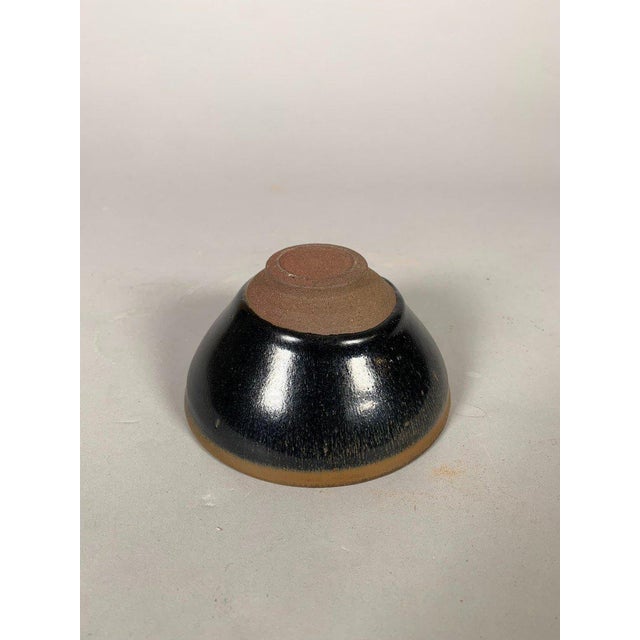 Black glazed stoneware bowl known as Hare's Fur, China, Song Dynasty style (960-1279) For Sale - Image 11 of 12
