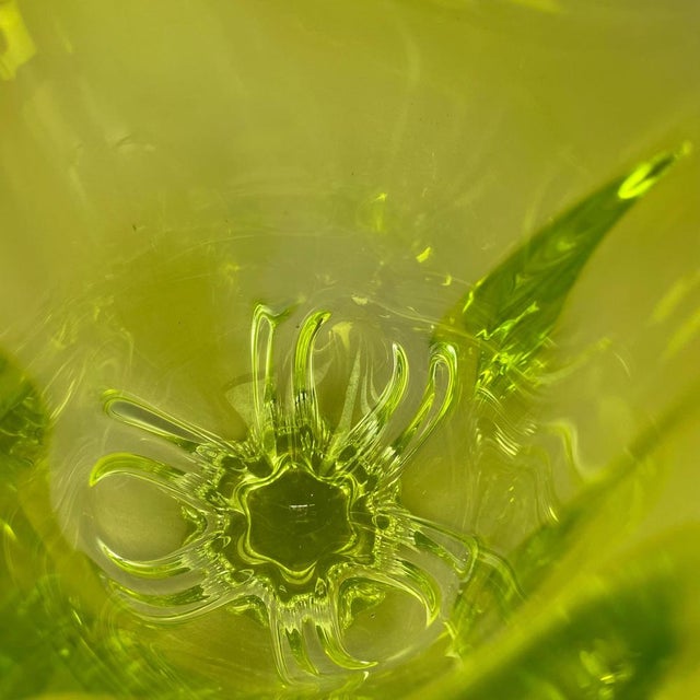 Large Abstract Yellow Green Murano Glass Vase, Italy, 1970 For Sale - Image 12 of 18