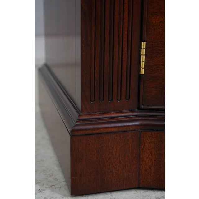 Henkel Harris Mahogany Bow Front Server For Sale - Image 13 of 18