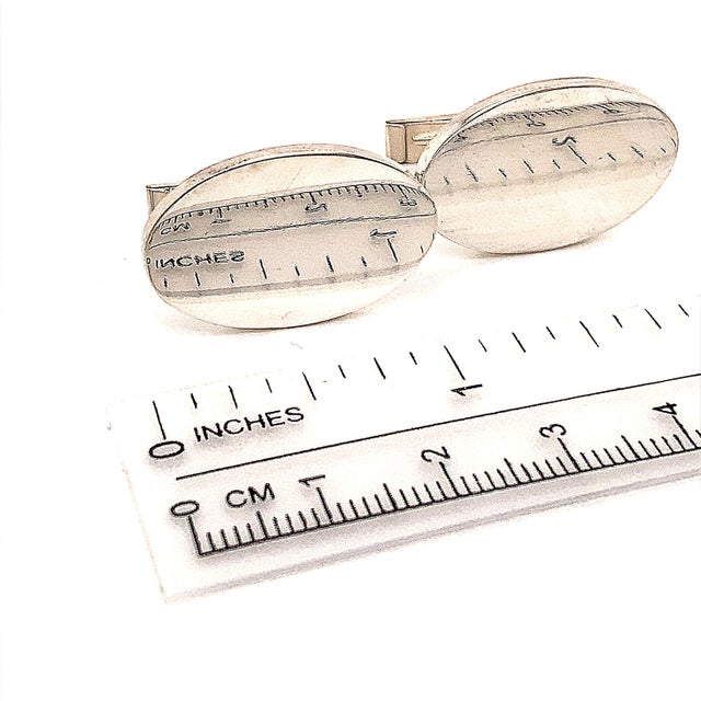 1990s Pair of Tiffany & Co. Estate Sterling Silver Wide Oval Cufflinks 19 Grams For Sale - Image 11 of 12