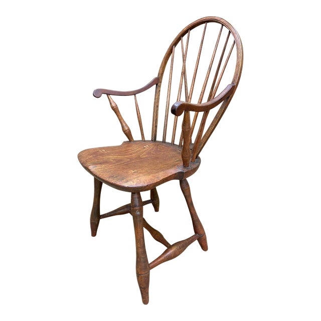 19th Century Newport Style Bracket Back Windsor Chair in Oak and Elm For Sale