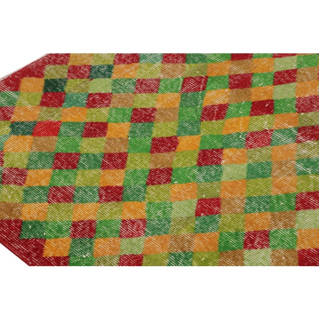 1960s Vintage Art Deco Rug in Green, Yellow, Red Distressed Geometric Pattern For Sale In New York - Image 6 of 7