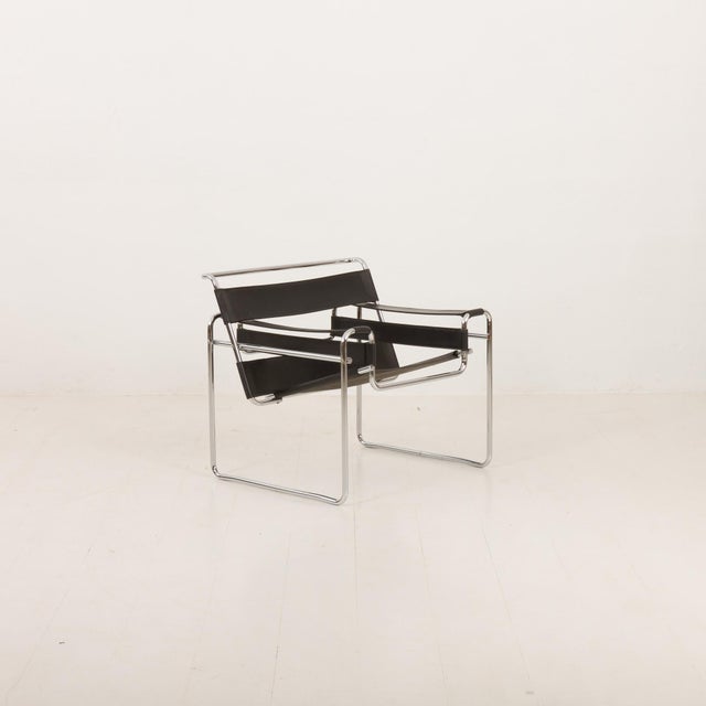 Mid-Century Modern Vintage Italian Wassily Chairs by Gavina, 1960s, Set of 2 For Sale - Image 3 of 18