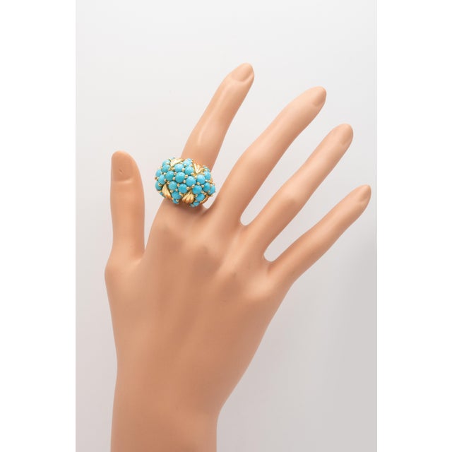 1960s 1960s Vintage 18k Yellow Gold Persian Turquoise Dome Ring, Size 5.75 For Sale - Image 5 of 10