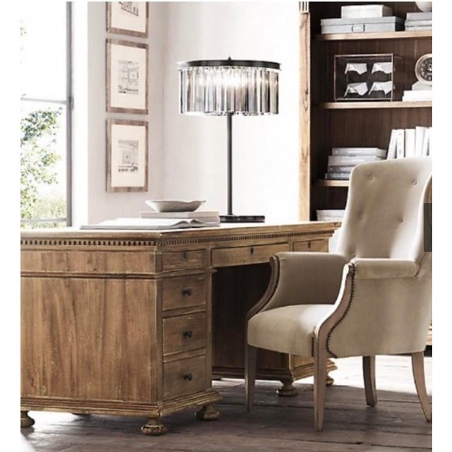 The Art Deco style born in 1920s Paris is evident in the straight-and-curved lines of our elegant lighting. Its optical-...