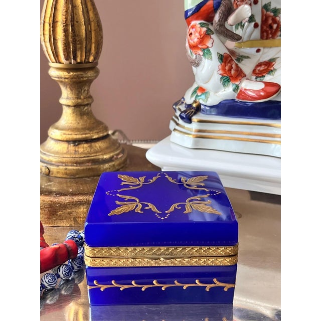 1960s Cobalt / Lapiz Italian Opaline Glass Casket With Gold Mounts and Beautiful Enamel Detail For Sale - Image 11 of 12