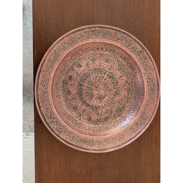 Artisanal Hand-Engraved Turkish Copper Charger or Ottoman Serving Tray Vintage Ottoman Style Hand-Hammered Copper Plate With Intricate Engraving For Sale In Washington DC - Image 6 of 7