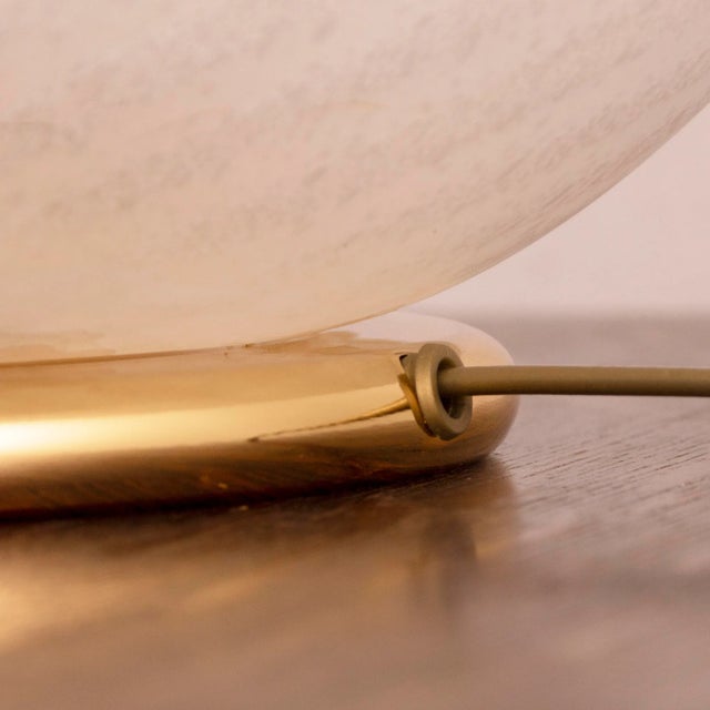 Large Egg Table Lamp in White Etched Murano Glass with Spiral Texture and Brass Base, 1970s For Sale - Image 9 of 10