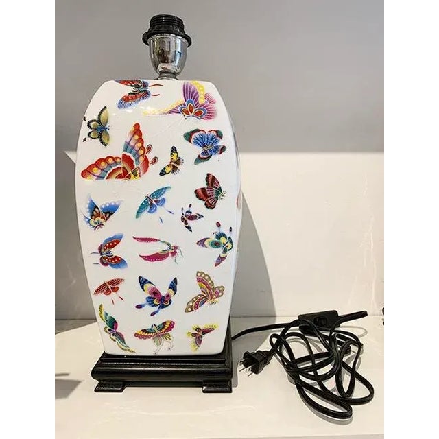1990s Asian Butterfly Pattern Porcelain Table Lamp For Sale - Image 5 of 7