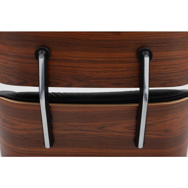 Eames Lounge Chair and Ottoman in Rosewood and Black Leather by Charles & Ray Eames for Herman Miller For Sale - Image 10 of 18