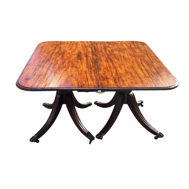 Antique Federal Mahogany Double Pedestal Tilting Banquet Table With Two Leaves For Sale - Image 4 of 12