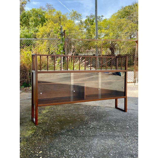 Mid 20th Century Mid Century Modern Highboy Console Display Shelf | by Stanley Furniture For Sale - Image 5 of 11