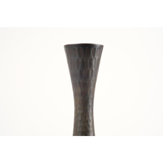 Rare! Handmade black stoneware vase by the Iconic Swedish Designer Carl-Harry Stålhane for Rörstrand, 1950s. Modern,...