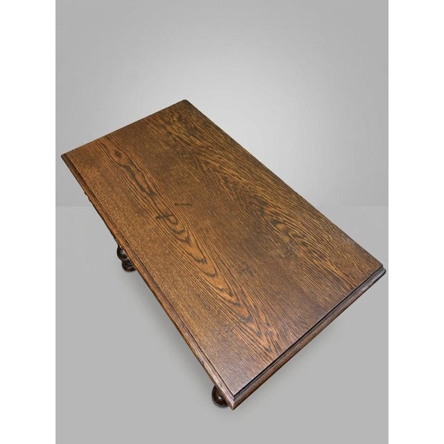 English Chest of Drawers in Oak For Sale - Image 4 of 5
