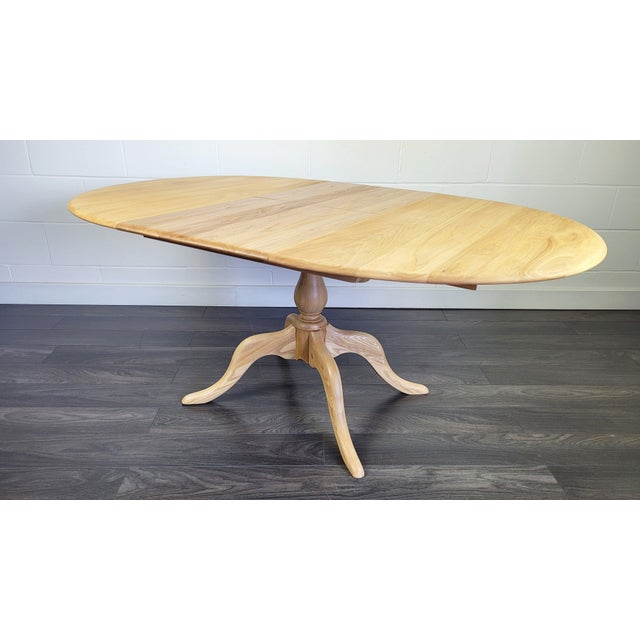 Chester Extendable Pedestal Dining Table from Ercol, 2000s For Sale - Image 12 of 18