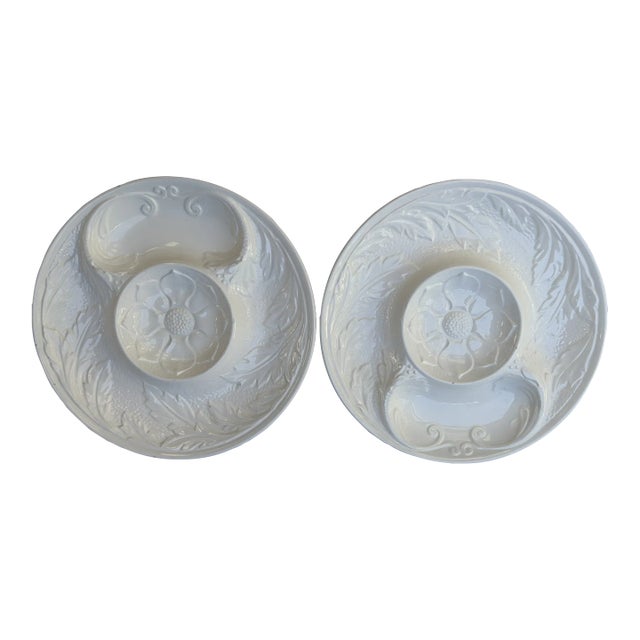 White Majolica Artichoke Plates- A Pair For Sale