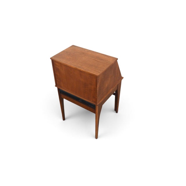 Mid 20th Century Small Chippy Telephone Bench With Pullout Seat For Sale - Image 9 of 13