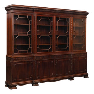 English Style Bookcase in Mahogany, Early 20th Century For Sale