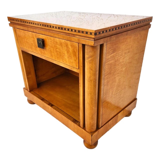 1980s Hickory White Genesis Collection Biedermeier Nightstand Side Table For Sale