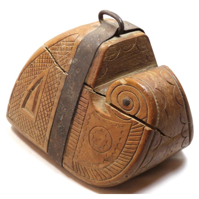 Antique Spanish Colonial Hand Carved Wood Bedoya - Stirrup For Sale - Image 4 of 13