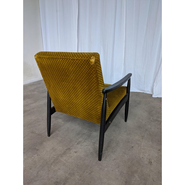 Mid-Century Modern Yellow Fabric Lounge Chair, 1970s For Sale - Image 4 of 18