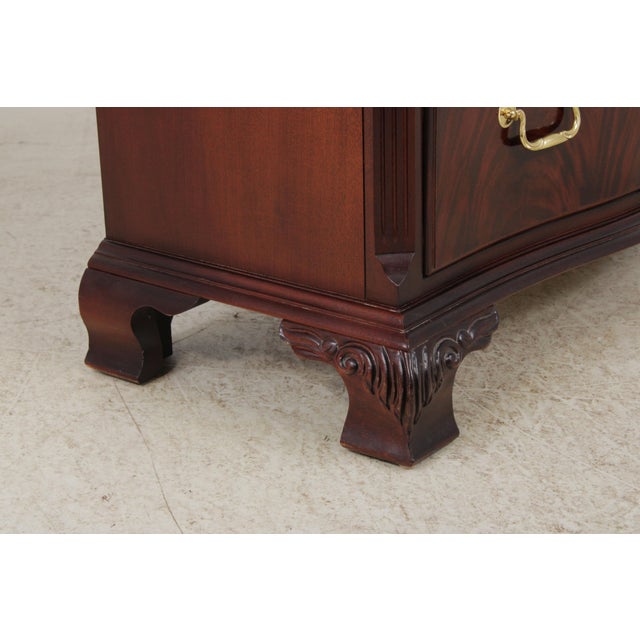 Wood Thomasville Flame Mahogany Bow Front Chest on Chest For Sale - Image 7 of 15