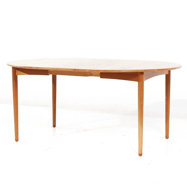 Brown William Watting Style Mid Century Danish Teak Expanding Dining Table With 2 Leaves For Sale - Image 8 of 12