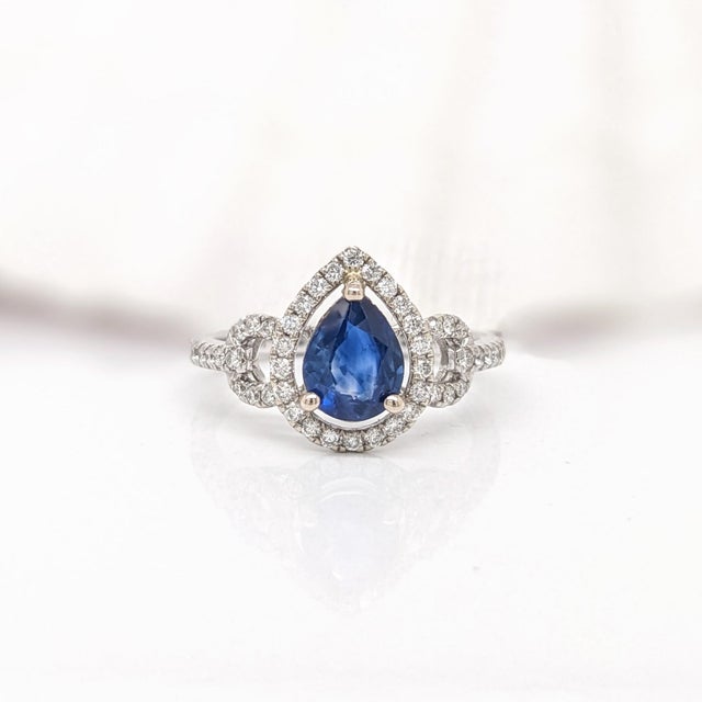 2020s Blue Sapphire Ring With Earth Mined Diamonds in Solid 14k Gold | Pear Cut 8x6mm, Size 6.75 For Sale - Image 5 of 9