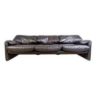 Maralunga Sofa in Black Leather by Vico Magistretti for Cassina For Sale